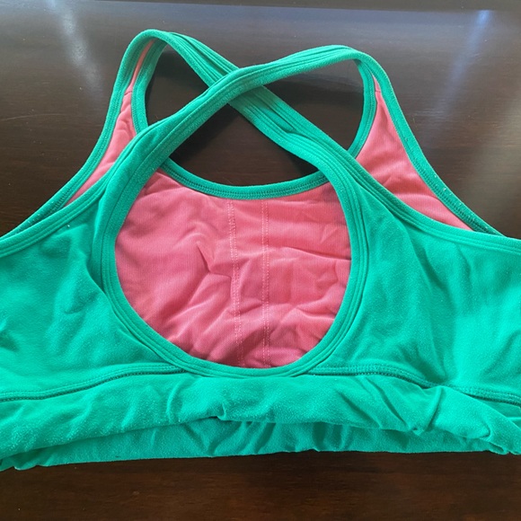 Sports Bra - Size 8-10 - Lululemon Original - Picture 3 of 3